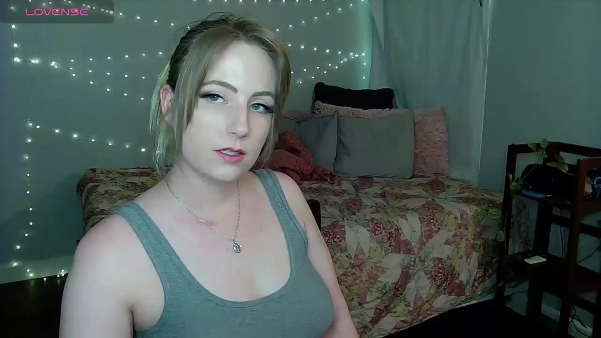 Gallery image thumbnail from Gardengirl69's myfreecams stream on, 06/03/2024, 18:02 image 1 of 20