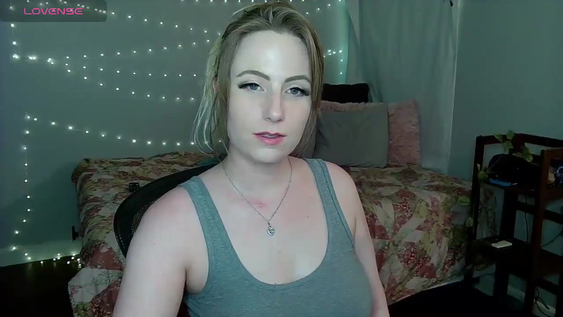 Gallery image thumbnail from Gardengirl69's myfreecams stream on, 06/03/2024, 18:02 image 9 of 20