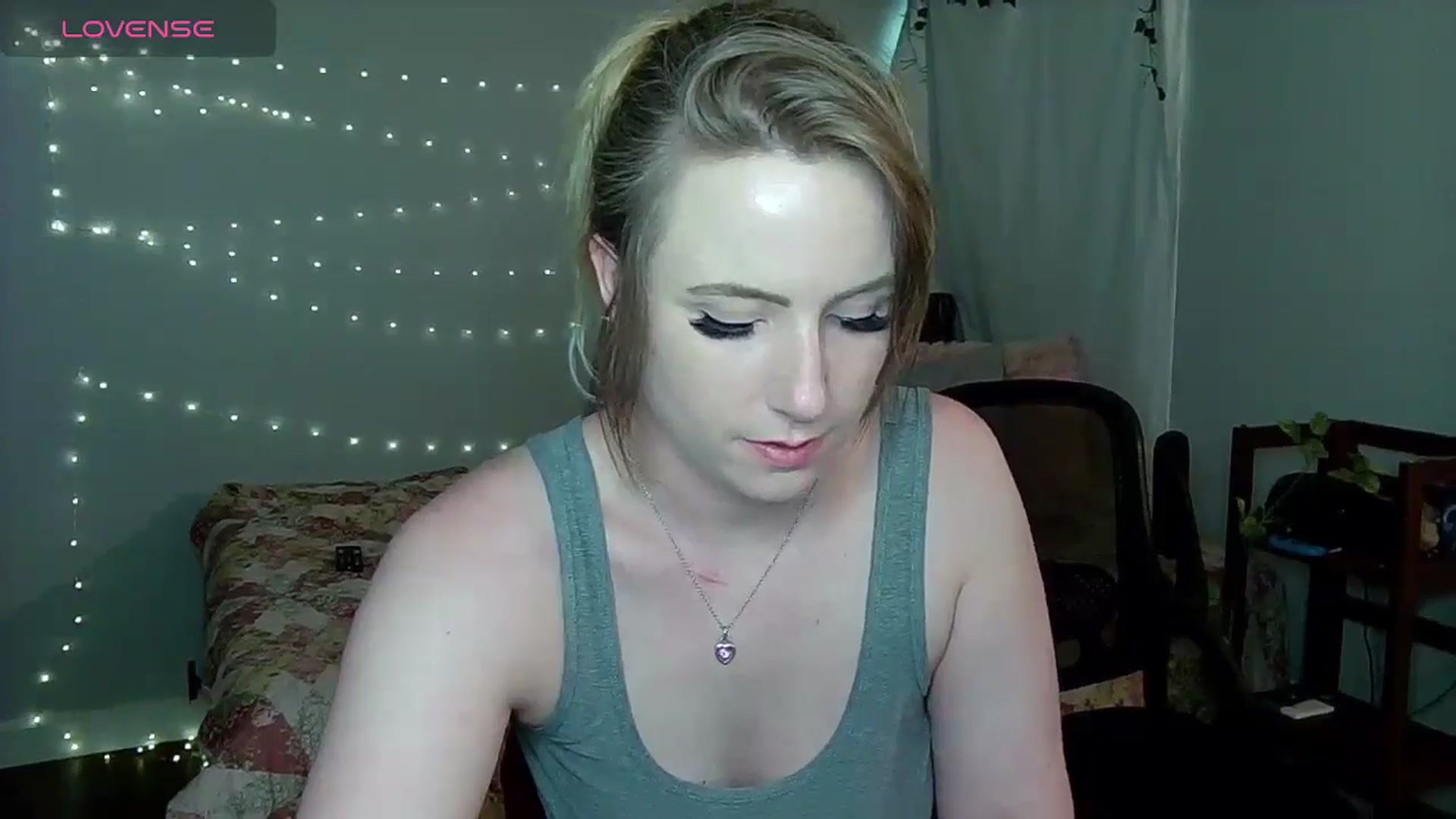 Gallery image thumbnail from Gardengirl69's myfreecams stream on, 06/03/2024, 18:02 image 16 of 20