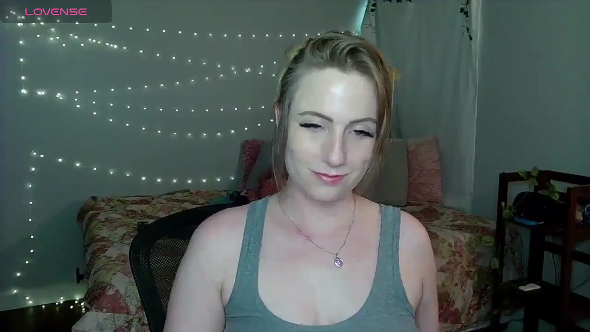 Gallery image thumbnail from Gardengirl69's myfreecams stream on, 06/03/2024, 18:02 image 14 of 20