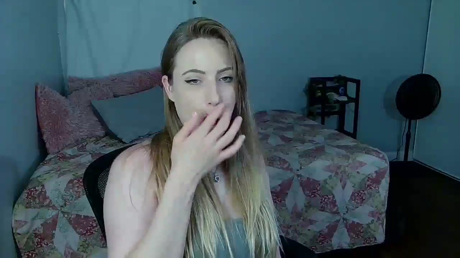 Gallery image thumbnail from Gardengirl69's myfreecams stream on, 07/03/2024, 20:35 image 17 of 20