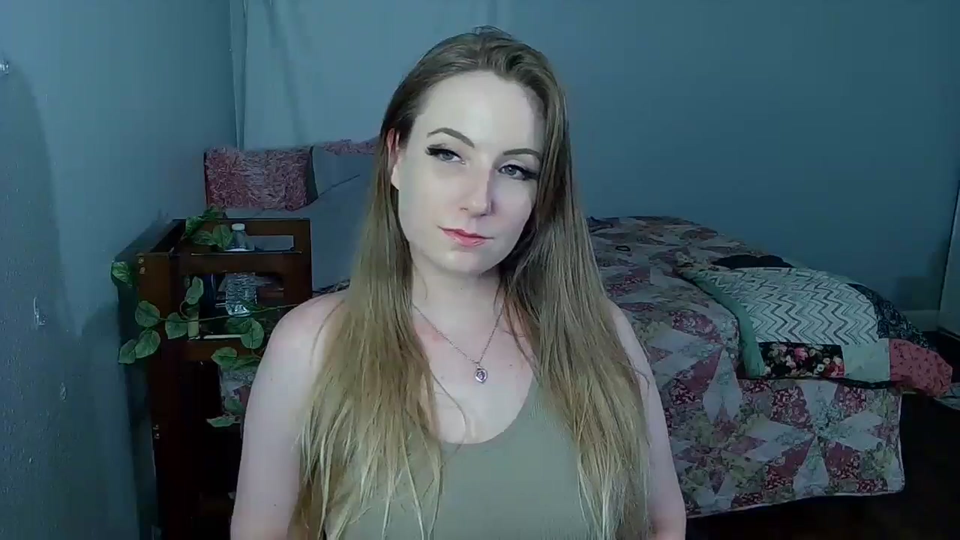 Gallery image thumbnail from Gardengirl69's myfreecams stream on, 07/06/2024, 22:24 image 3 of 20