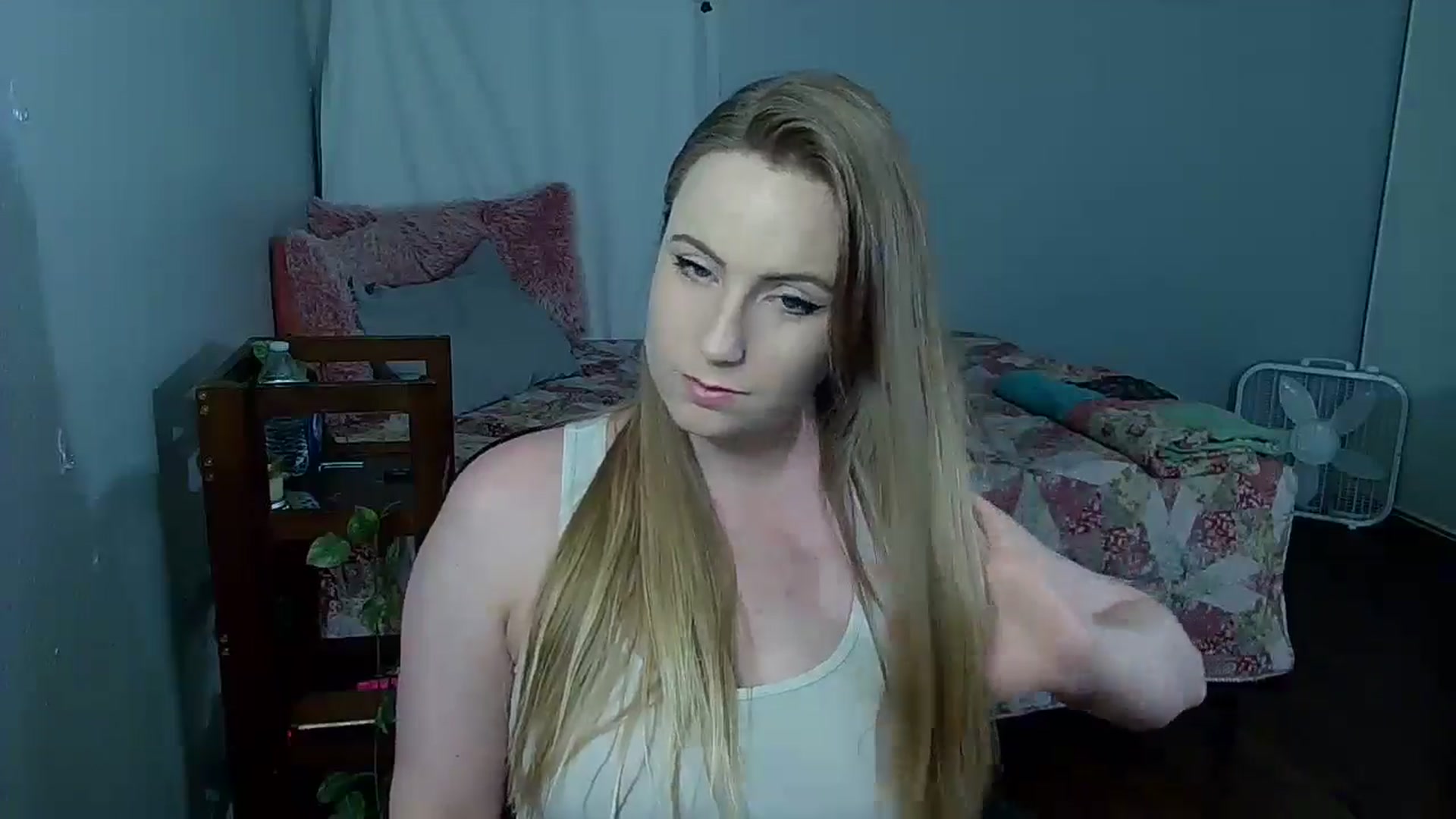 Gallery image thumbnail from Gardengirl69's myfreecams stream on, 07/07/2024, 20:12 image 15 of 20