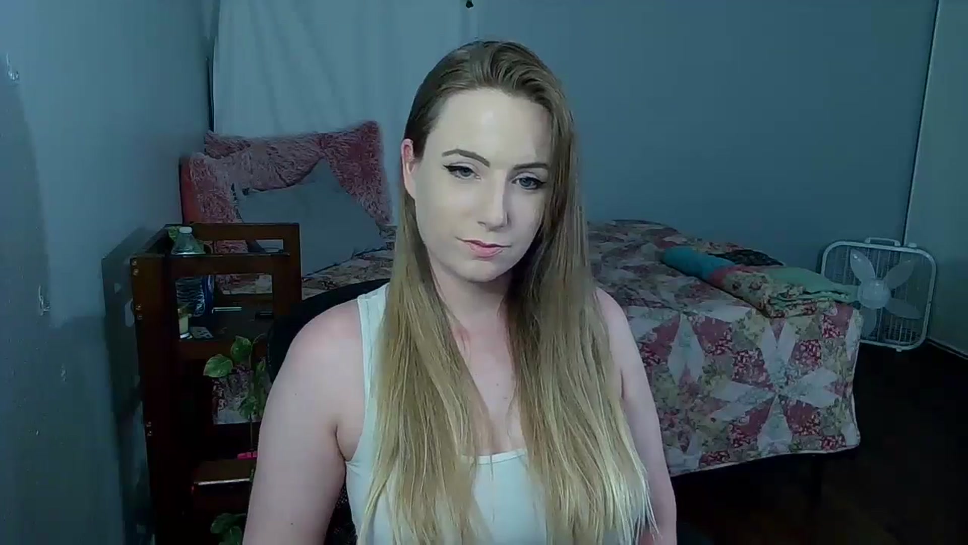 Gallery image thumbnail from Gardengirl69's myfreecams stream on, 07/07/2024, 20:12 image 8 of 20