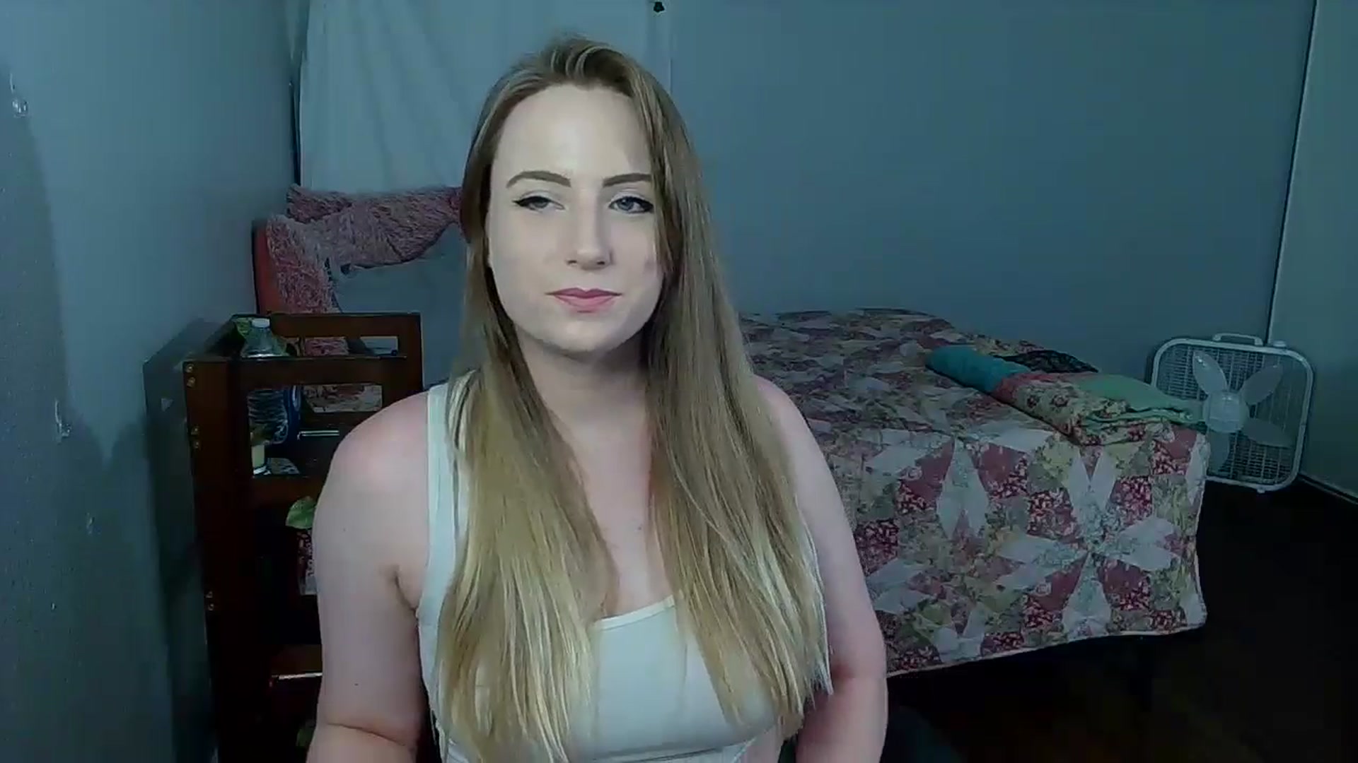 Gallery image thumbnail from Gardengirl69's myfreecams stream on, 07/07/2024, 20:12 image 17 of 20