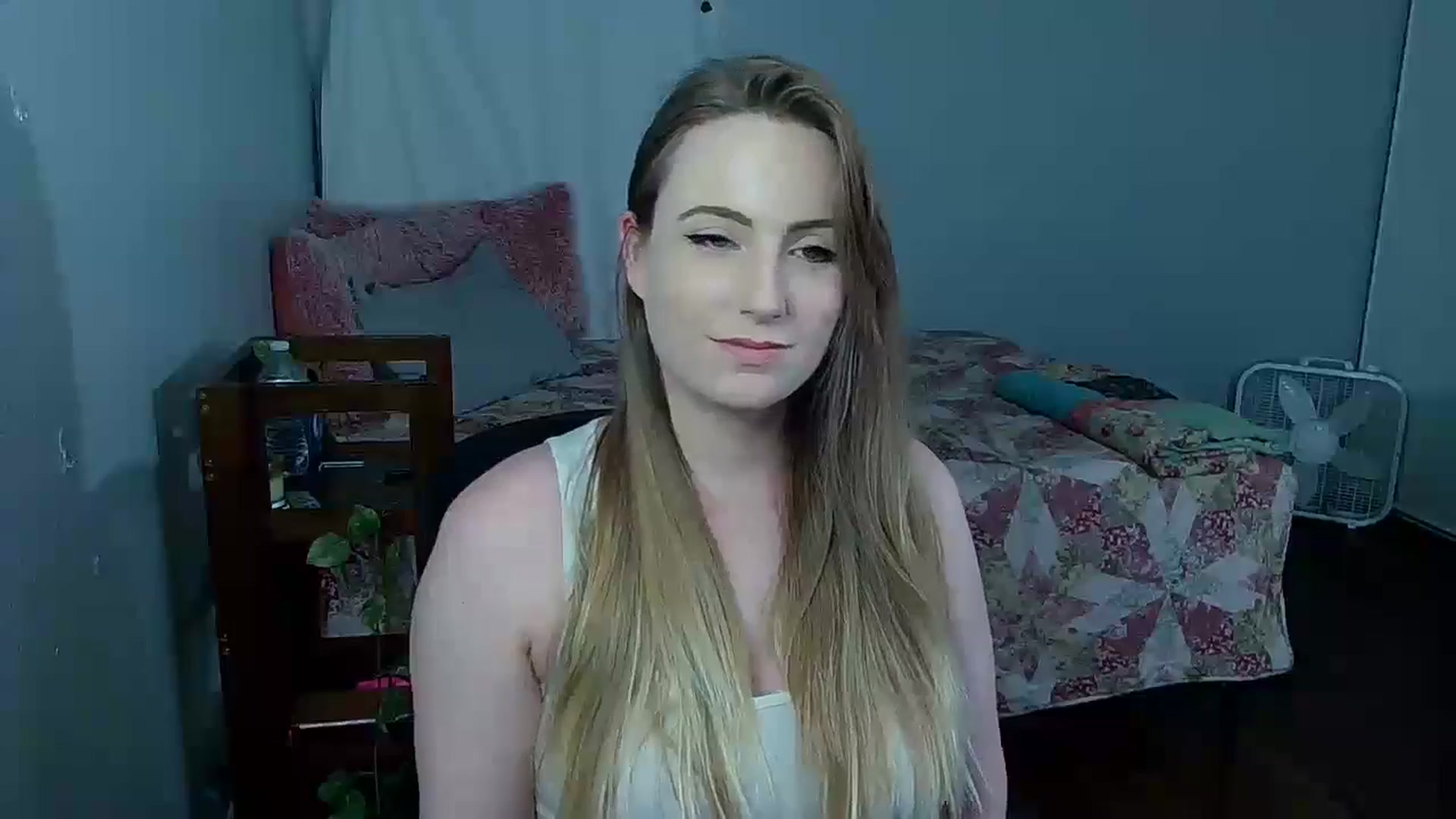 Gallery image thumbnail from Gardengirl69's myfreecams stream on, 07/07/2024, 20:12 image 12 of 20