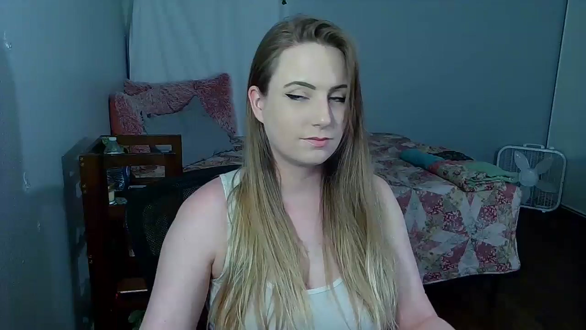 Gallery image thumbnail from Gardengirl69's myfreecams stream on, 07/07/2024, 20:12 image 1 of 20