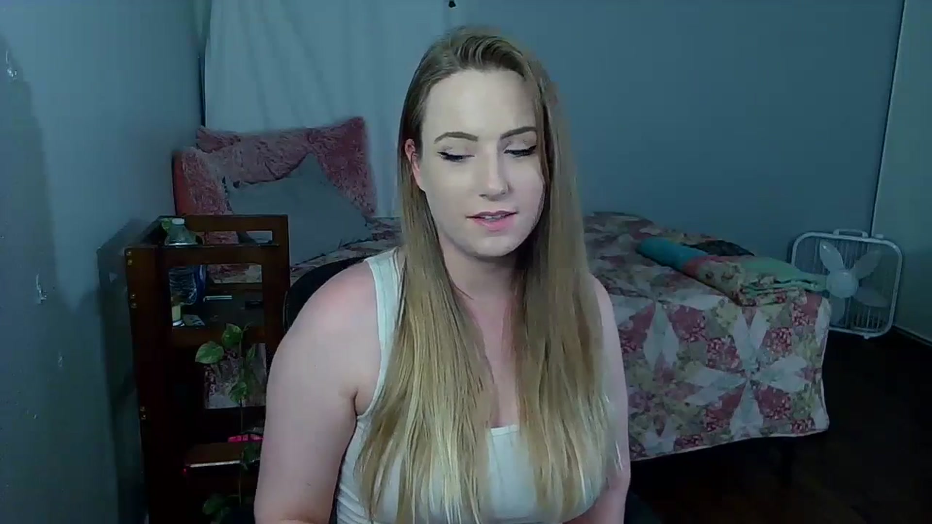 Gallery image thumbnail from Gardengirl69's myfreecams stream on, 07/07/2024, 20:12 image 16 of 20