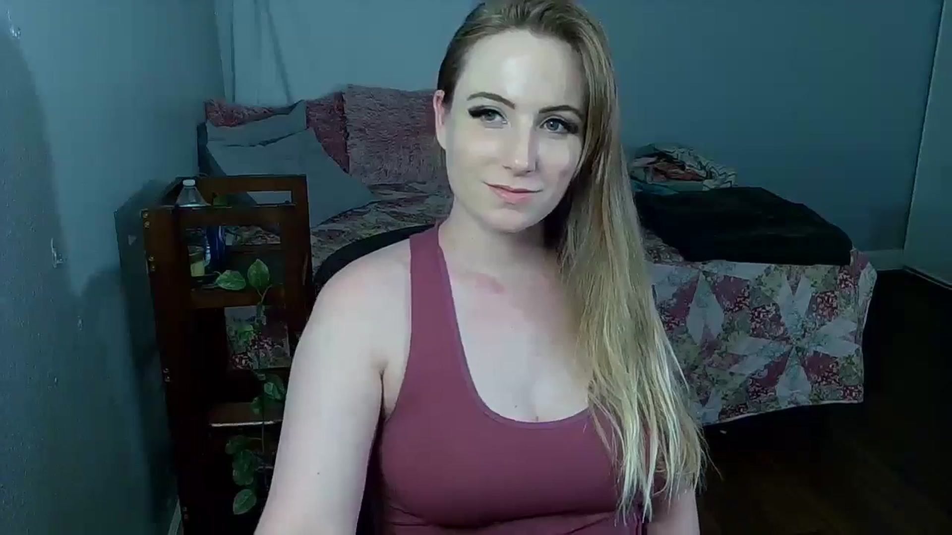 Gallery image thumbnail from Gardengirl69's myfreecams stream on, 07/08/2024, 22:14 image 7 of 20