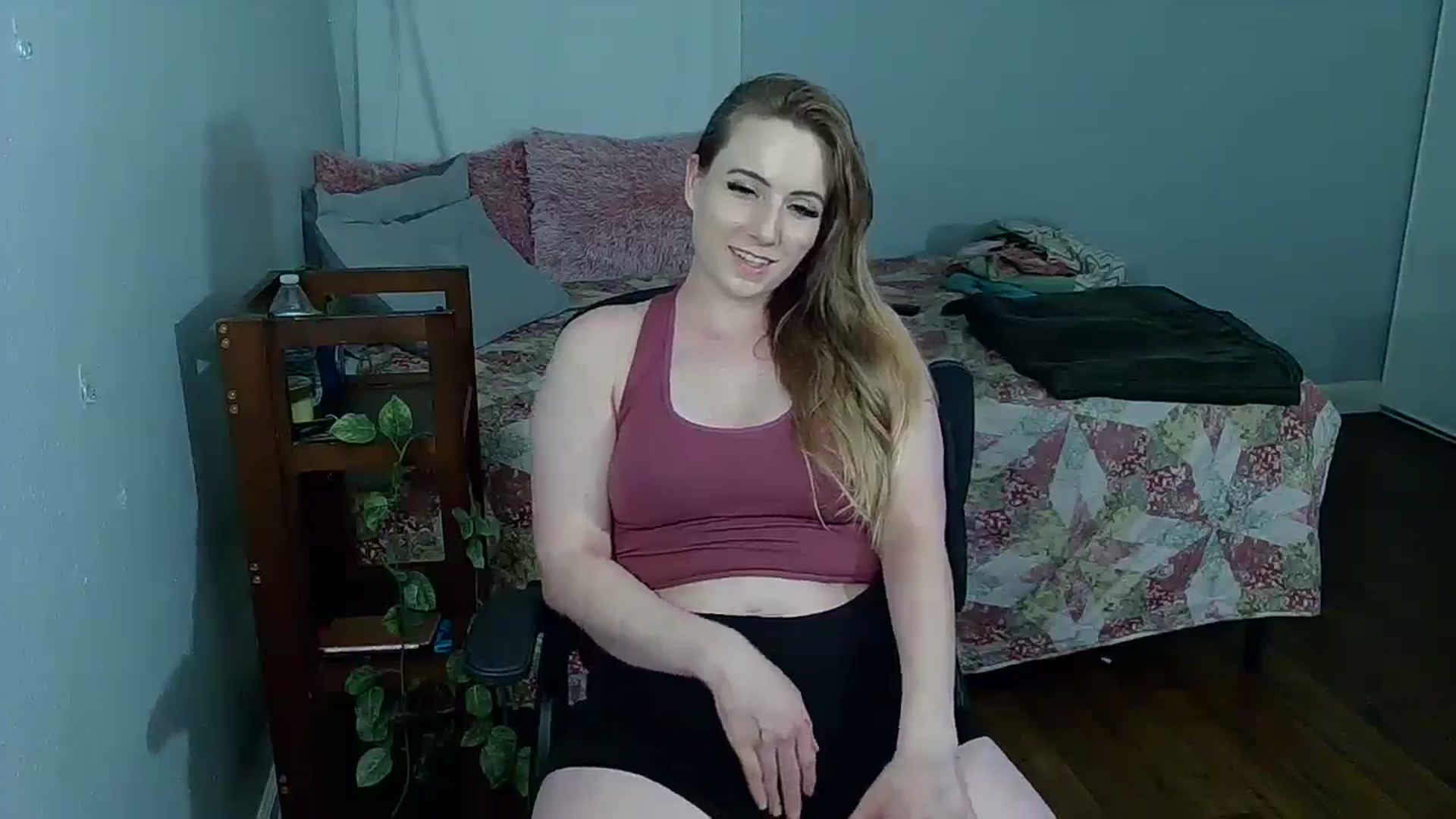 Gallery image thumbnail from Gardengirl69's myfreecams stream on, 07/08/2024, 22:14 image 2 of 20