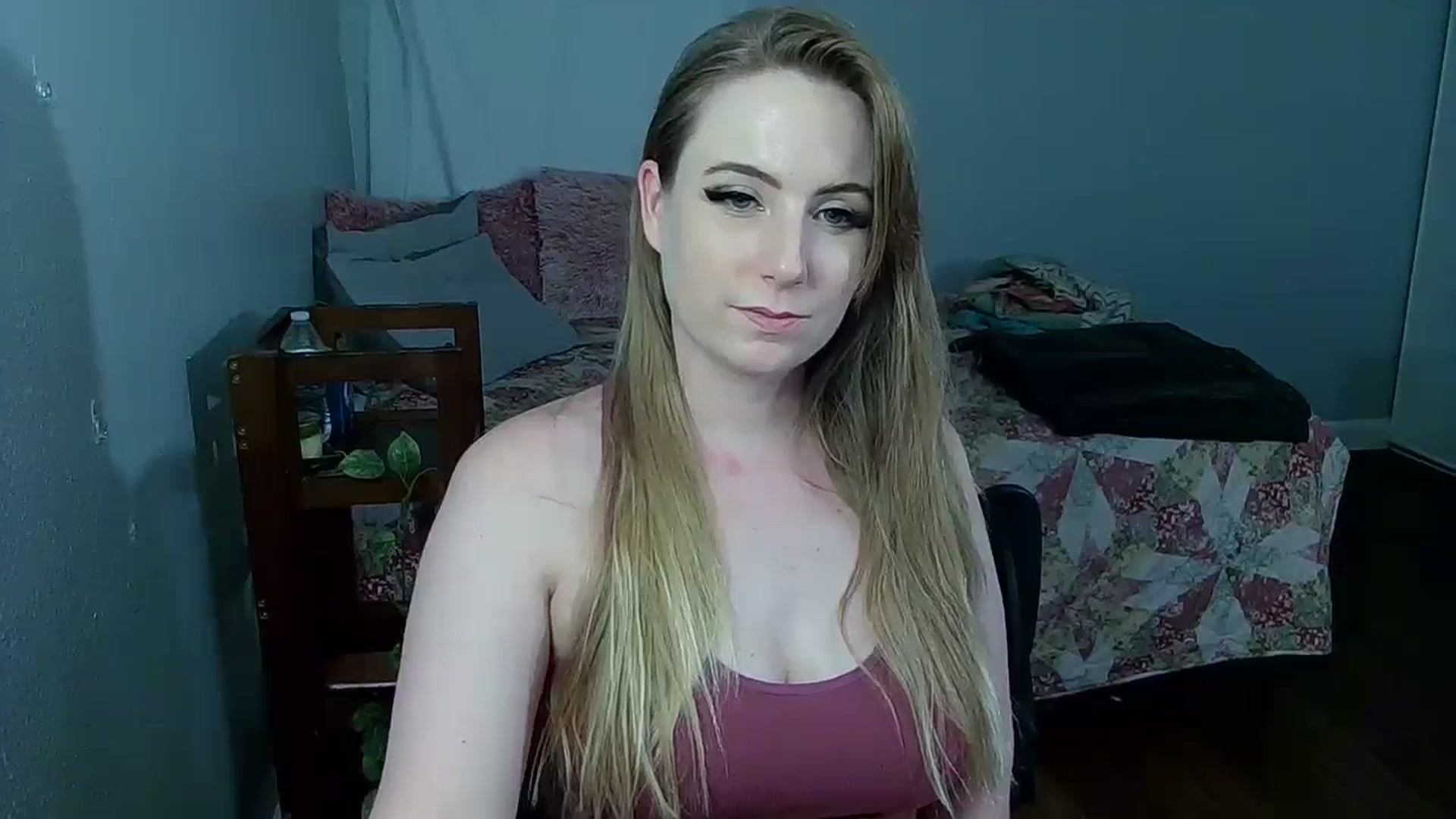 Gallery image thumbnail from Gardengirl69's myfreecams stream on, 07/08/2024, 22:14 image 19 of 20