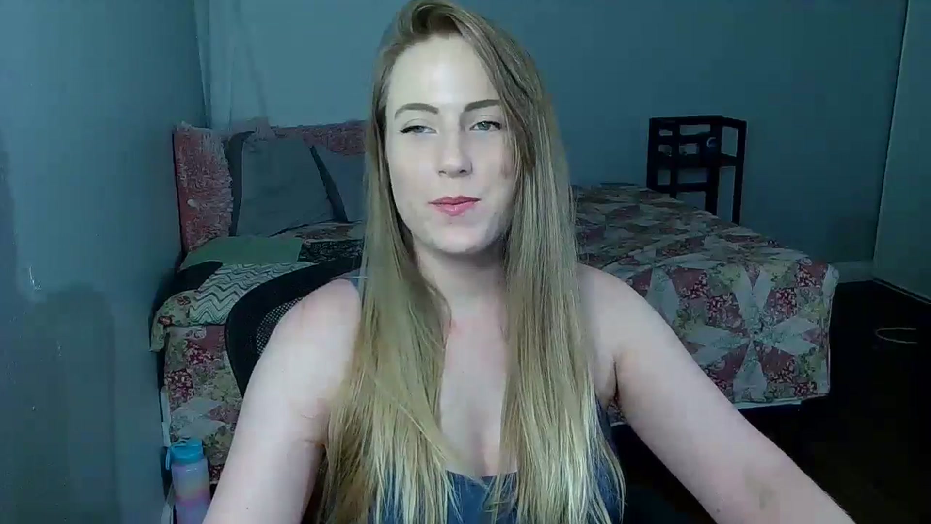 Gallery image thumbnail from Gardengirl69's myfreecams stream on, 07/12/2024, 22:14 image 3 of 20