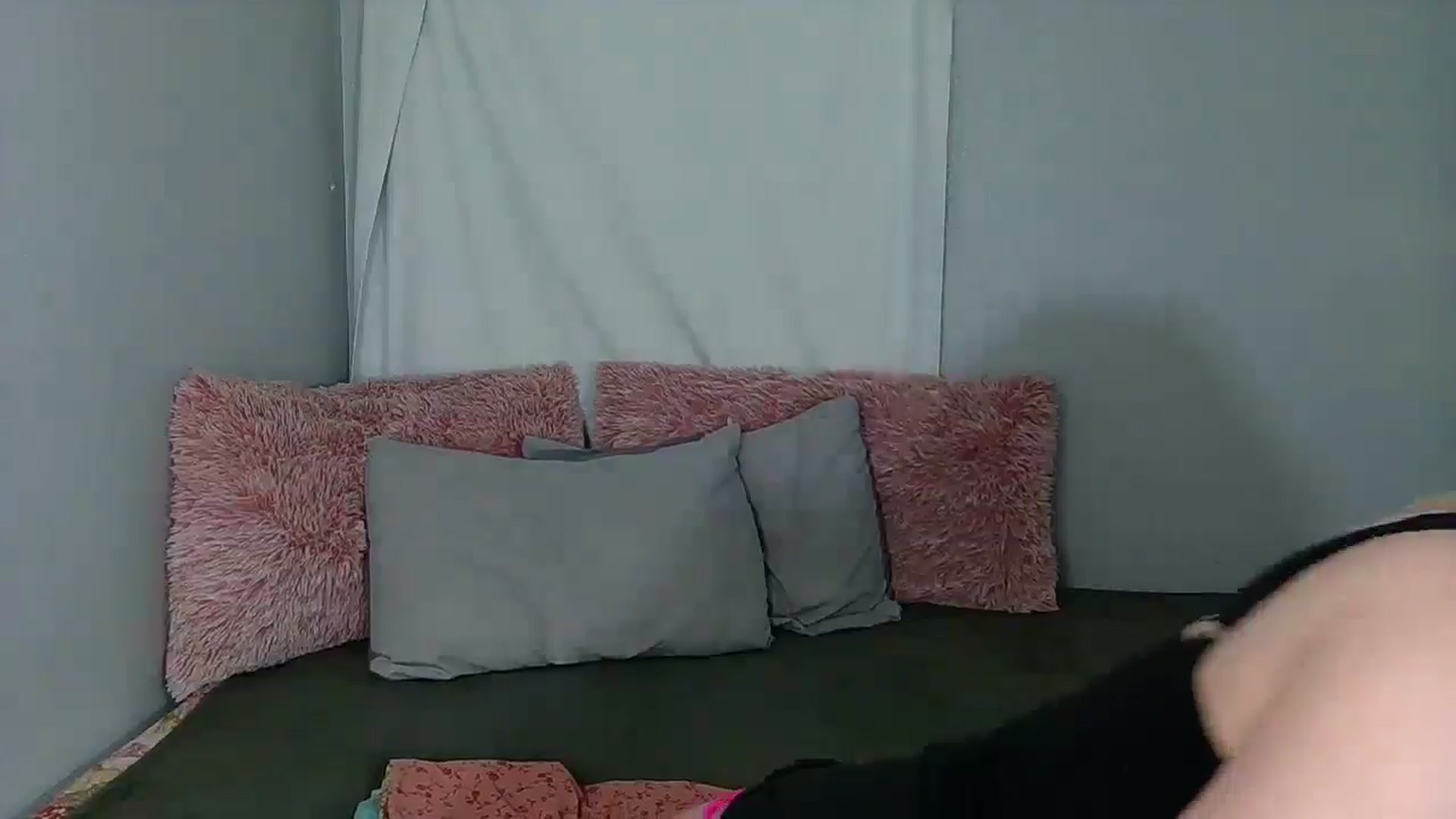 Gallery image thumbnail from Gardengirl69's myfreecams stream on, 07/27/2024, 22:24 image 13 of 20