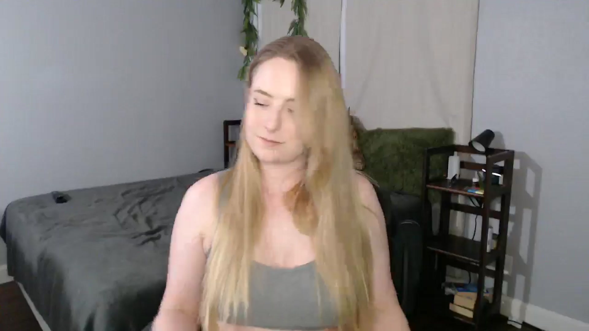 Gallery image thumbnail from Gardengirl69's myfreecams stream on, 03/21/2025, 23:15 image 19 of 20