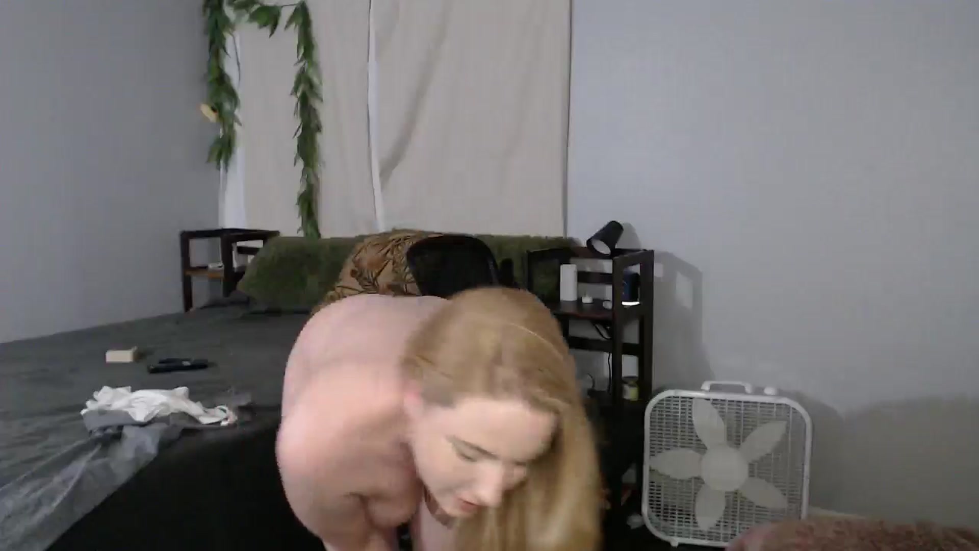 Gallery image thumbnail from Gardengirl69's myfreecams stream on, 04/10/2025, 06:10 image 10 of 20