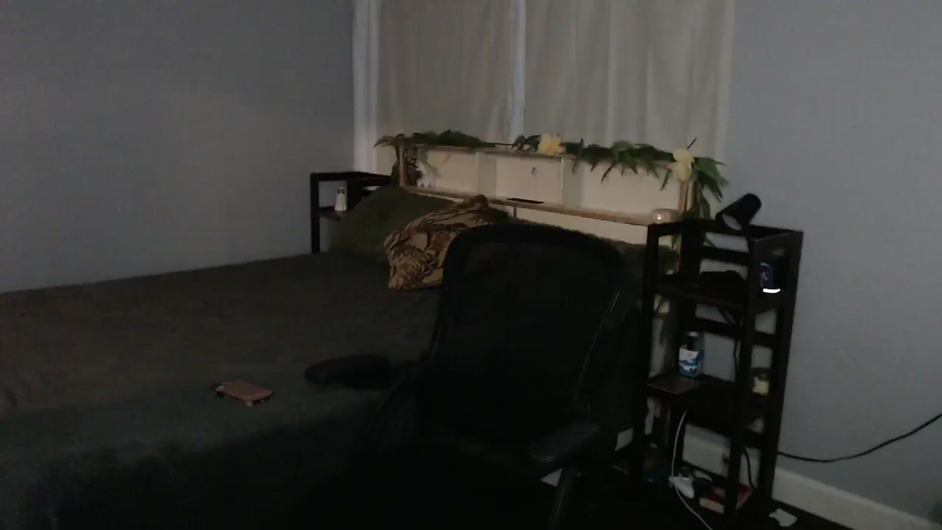 Gallery image thumbnail from Gardengirl69's myfreecams stream on, 04/26/2025, 02:05 image 3 of 20