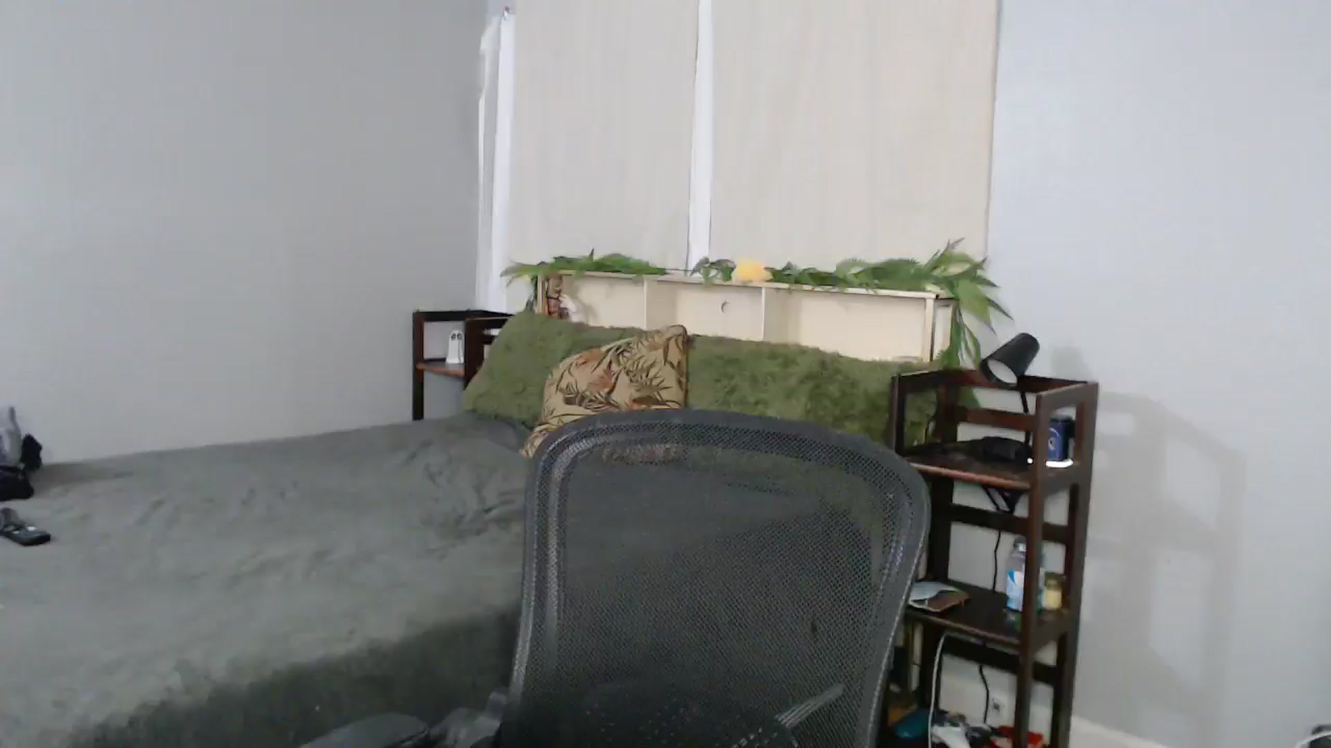 Gallery image thumbnail from Gardengirl69's myfreecams stream on, 04/27/2025, 22:14 image 10 of 20