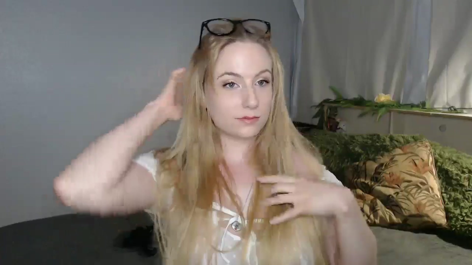 Gallery image thumbnail from Gardengirl69's myfreecams stream on, 05/11/2025, 23:19 image 7 of 20