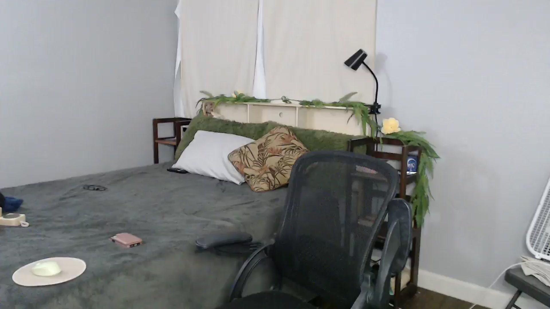 Gallery image thumbnail from Gardengirl69's myfreecams stream on, 06/09/2025, 03:29 image 5 of 20