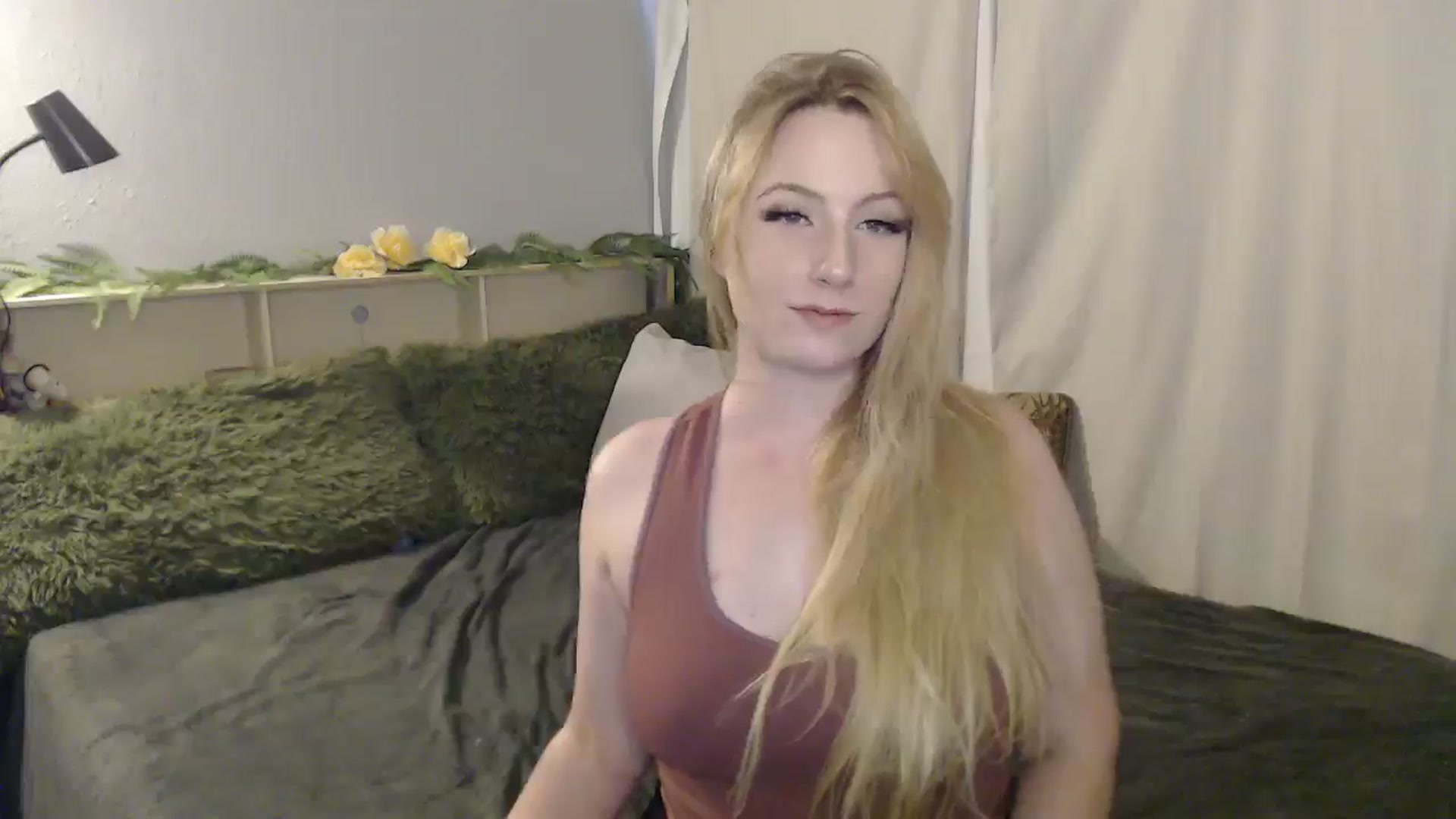 Gallery image thumbnail from Gardengirl69's myfreecams stream on, 07/10/2025, 23:48 image 5 of 20