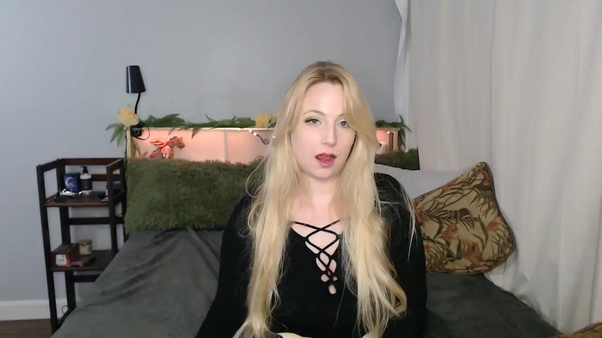 Gallery image thumbnail from Gardengirl69's myfreecams stream on, 01/06/2026, 03:59 image 12 of 20