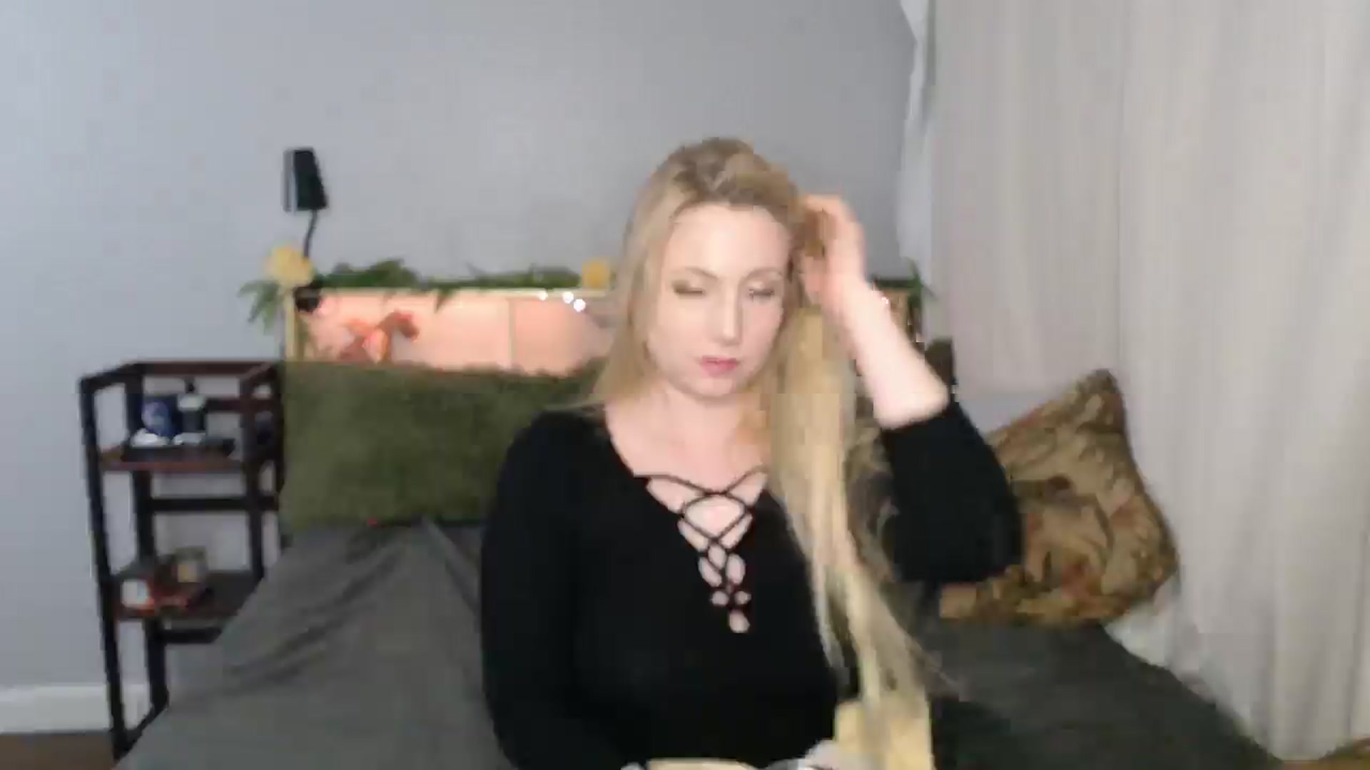 Gallery image thumbnail from Gardengirl69's myfreecams stream on, 01/06/2026, 03:59 image 10 of 20