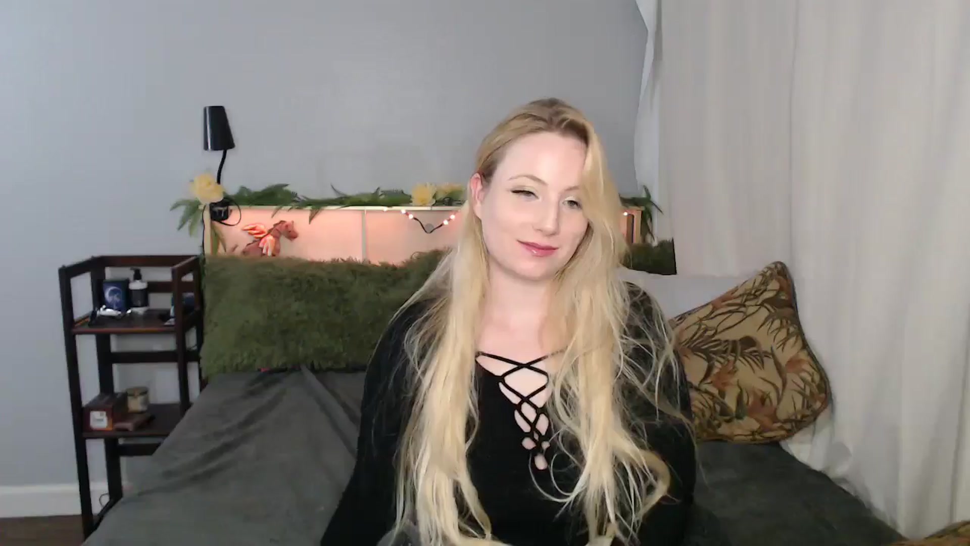 Gallery image thumbnail from Gardengirl69's myfreecams stream on, 01/06/2026, 03:59 image 11 of 20
