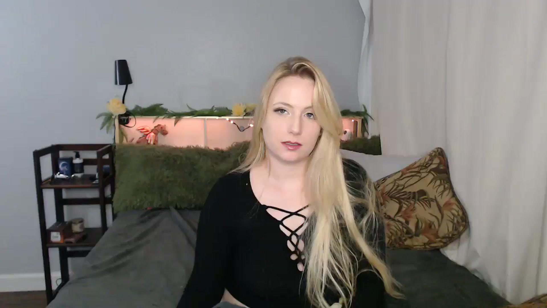 Gallery image thumbnail from Gardengirl69's myfreecams stream on, 01/06/2026, 03:59 image 8 of 20