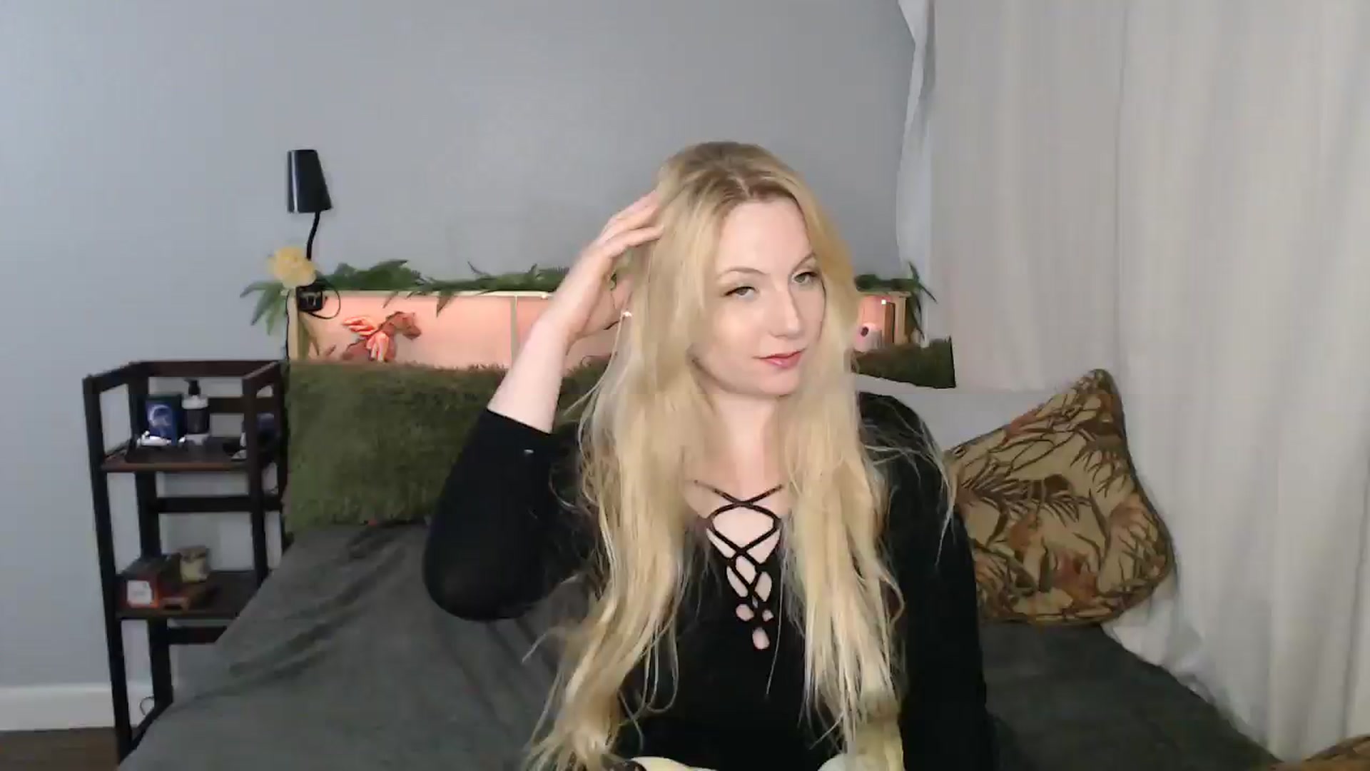 Gallery image thumbnail from Gardengirl69's myfreecams stream on, 01/06/2026, 03:59 image 13 of 20