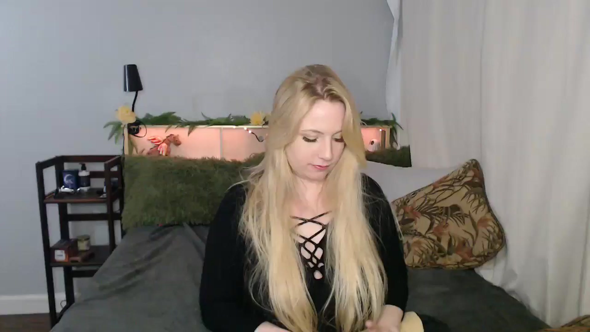 Gallery image thumbnail from Gardengirl69's myfreecams stream on, 01/06/2026, 03:59 image 16 of 20