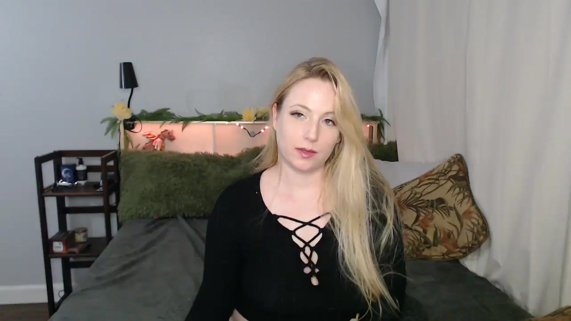 Gallery image thumbnail from Gardengirl69's myfreecams stream on, 01/06/2026, 03:59 image 4 of 20