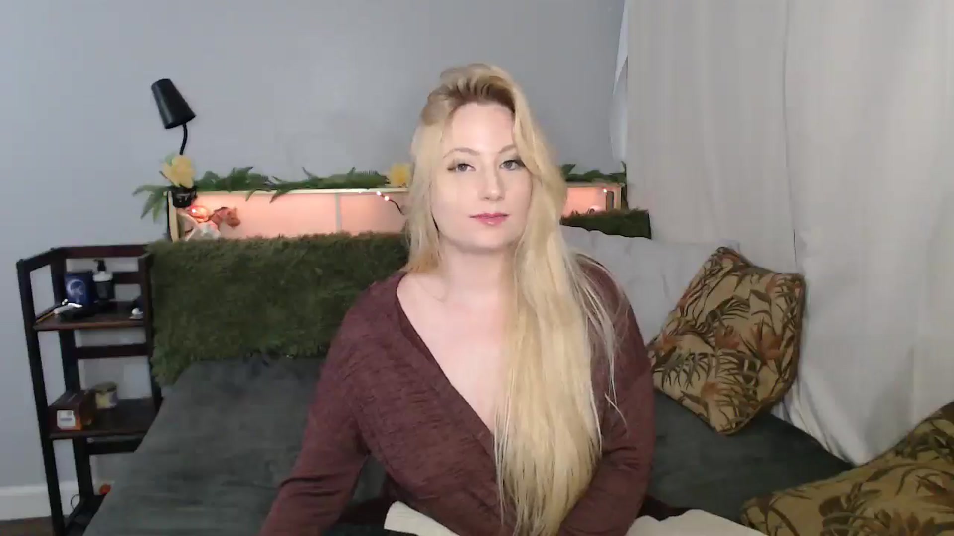 Gallery image thumbnail from Gardengirl69's myfreecams stream on, 01/07/2026, 02:49 image 11 of 20