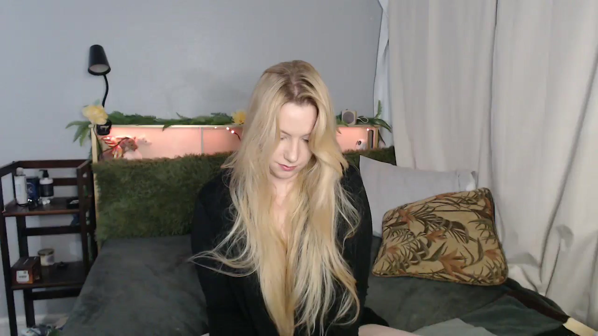 Gallery image thumbnail from Gardengirl69's myfreecams stream on, 01/11/2026, 22:11 image 10 of 20