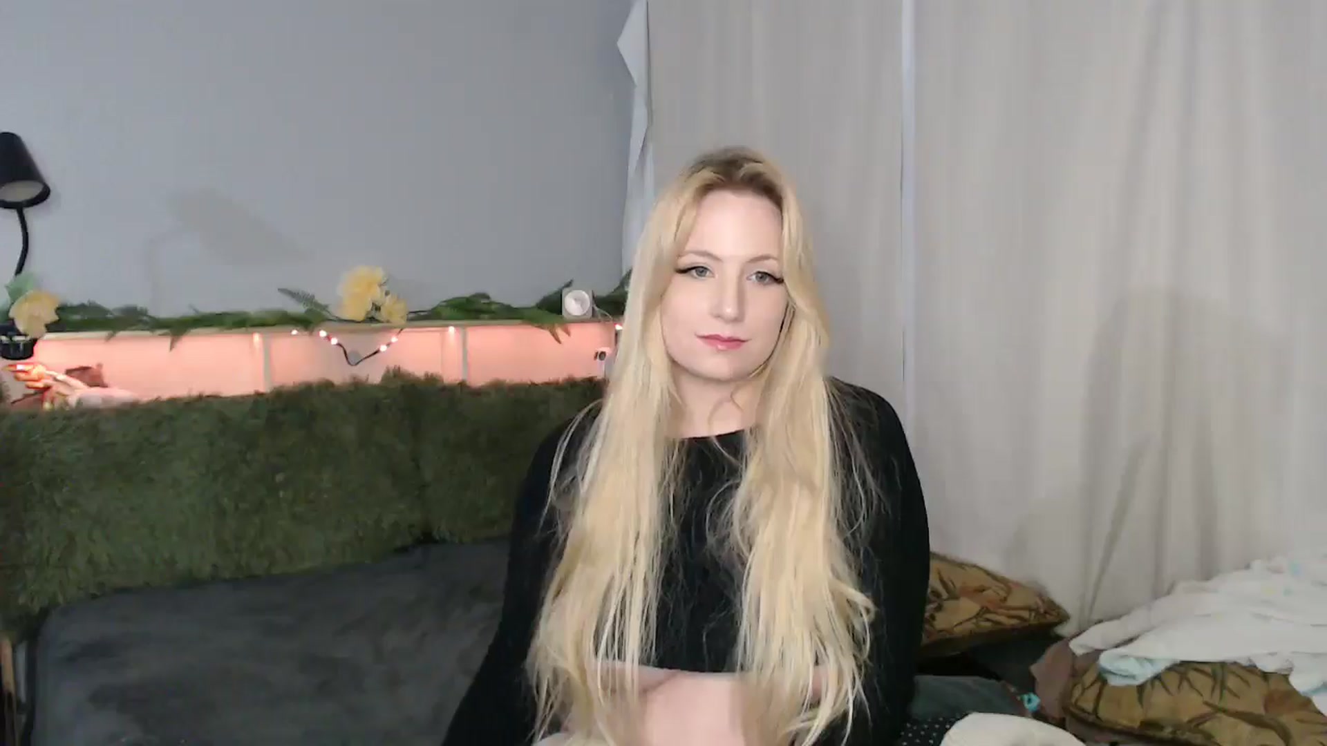 Gallery image thumbnail from Gardengirl69's myfreecams stream on, 01/15/2026, 01:53 image 13 of 20
