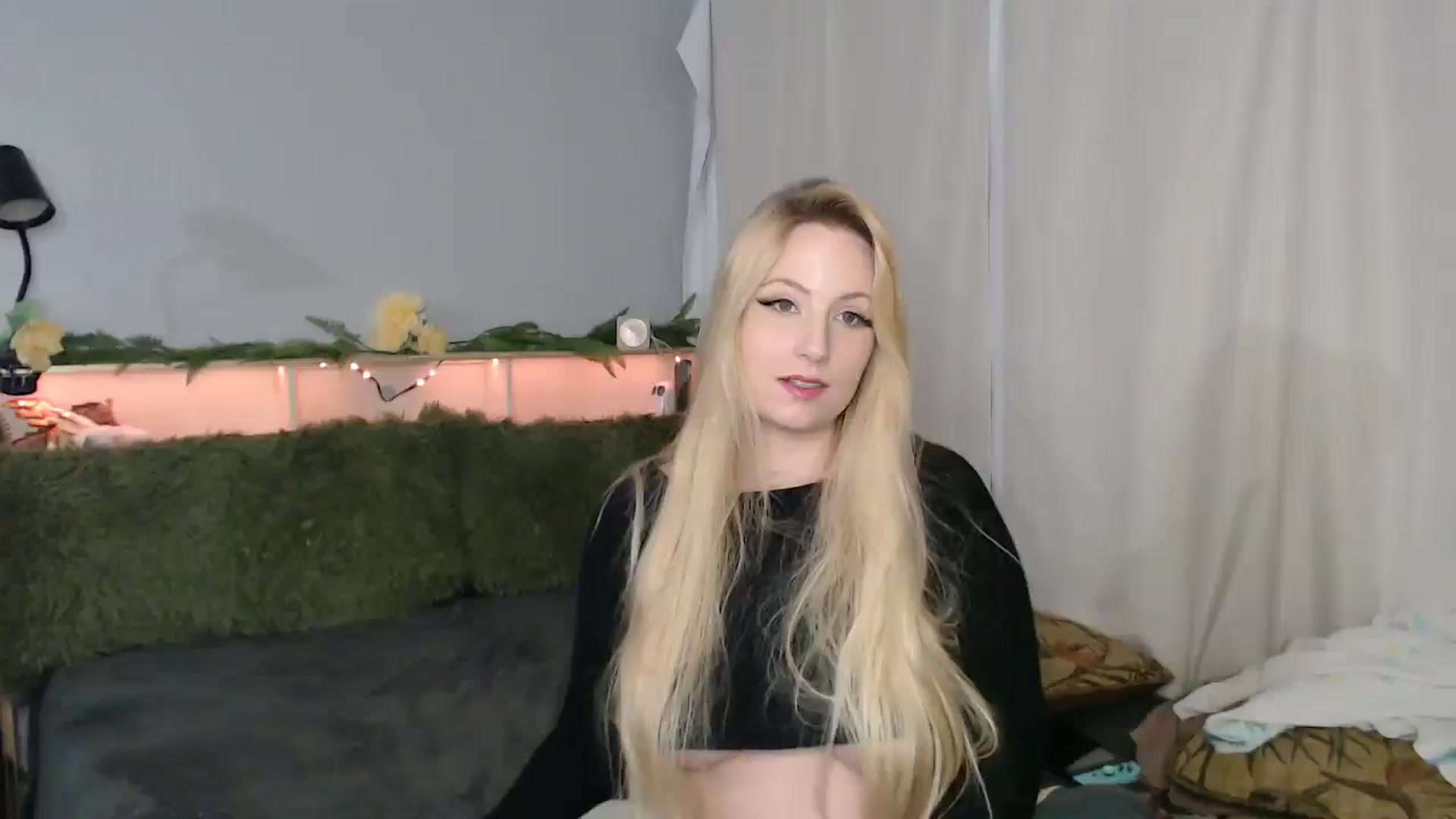 Gallery image thumbnail from Gardengirl69's myfreecams stream on, 01/15/2026, 01:53 image 19 of 20