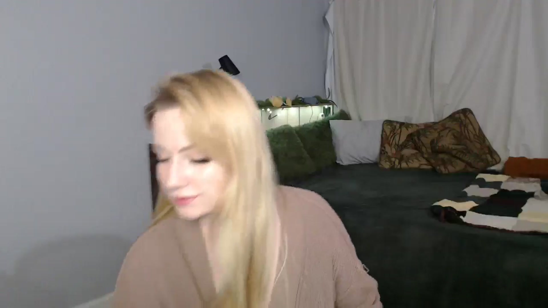 Gallery image thumbnail from Gardengirl69's myfreecams stream on, 03/02/2026, 04:31 image 3 of 20