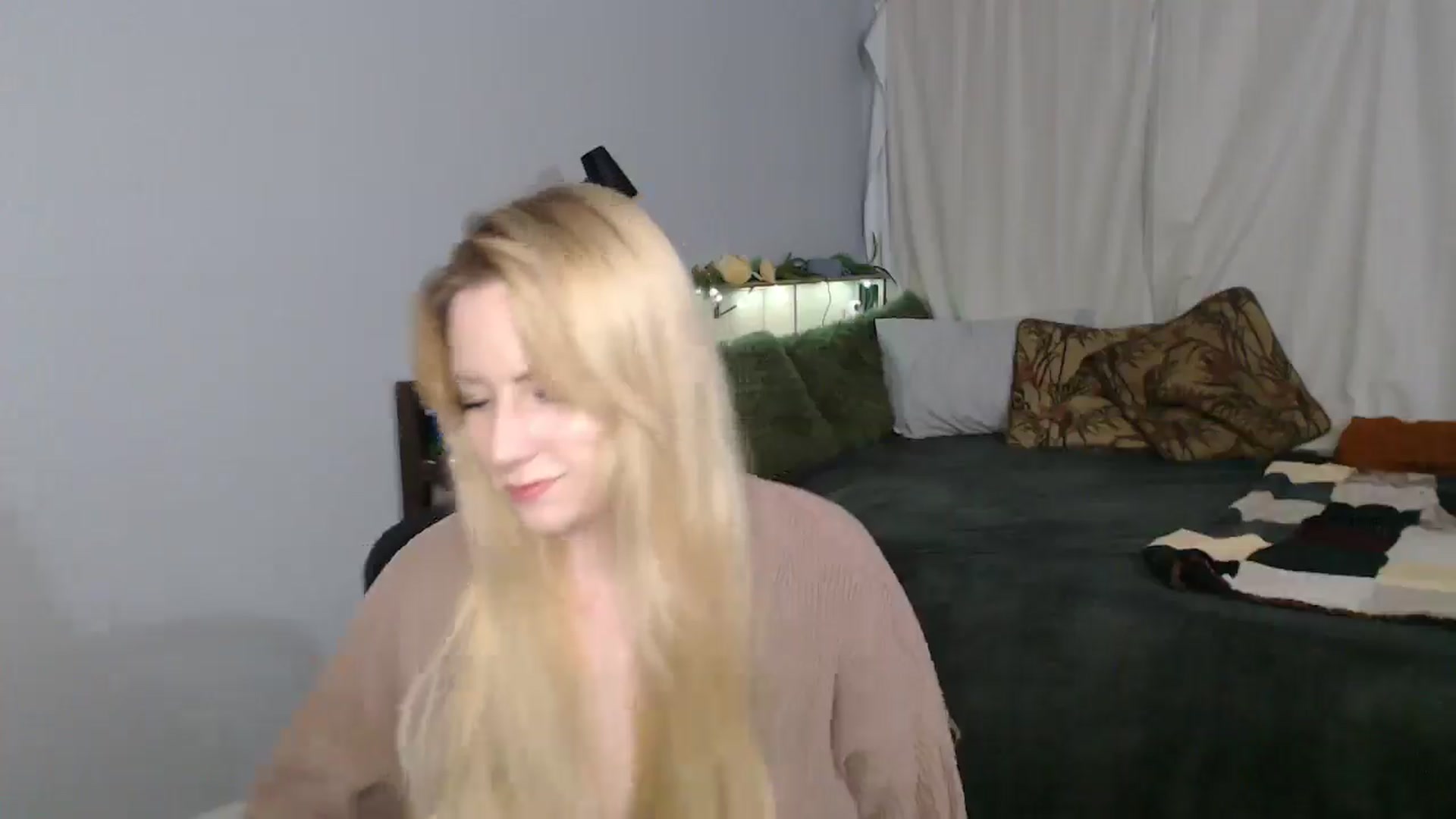 Gallery image thumbnail from Gardengirl69's myfreecams stream on, 03/02/2026, 04:31 image 14 of 20