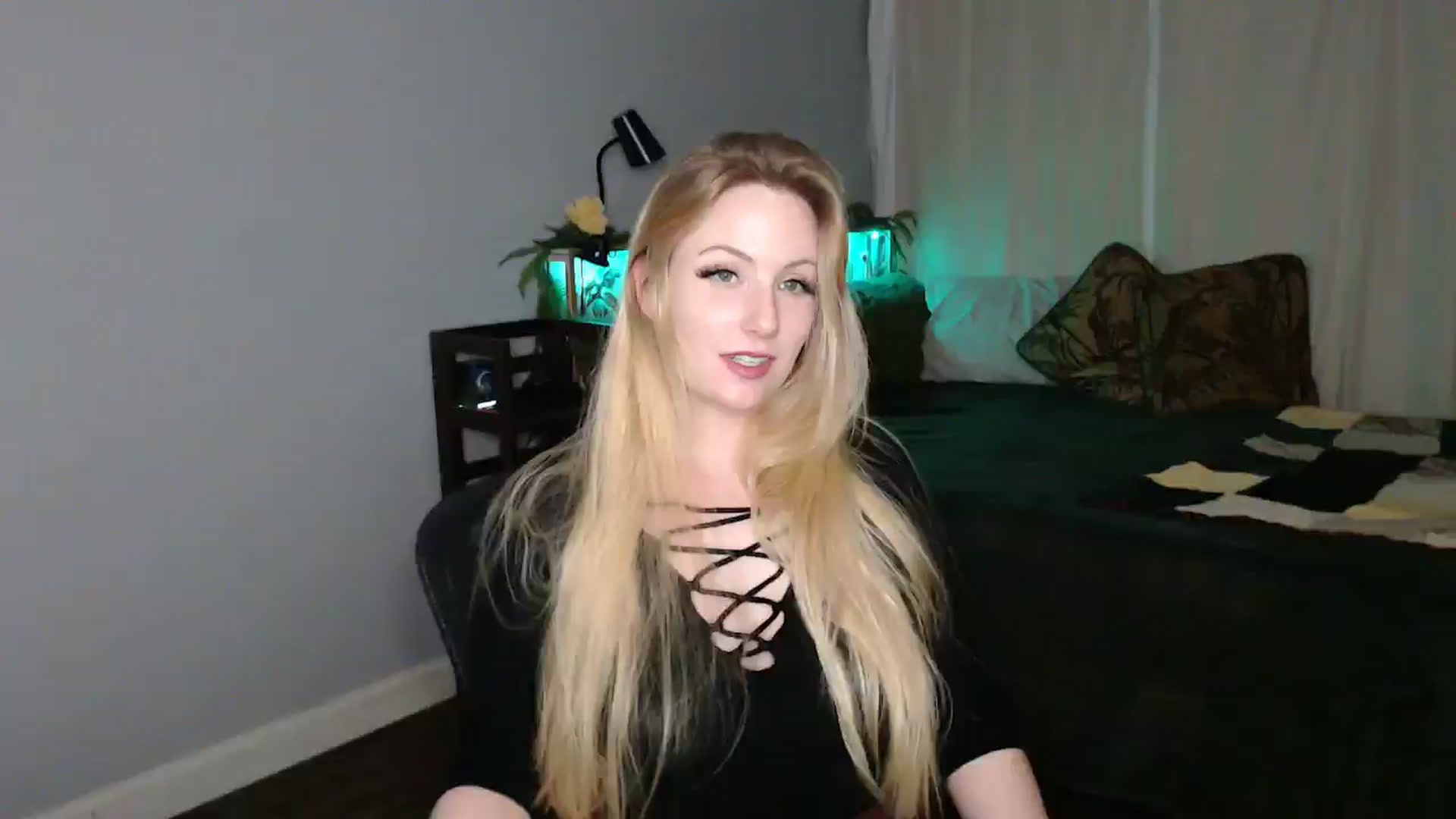 Gallery image thumbnail from Gardengirl69's myfreecams stream on, 03/06/2026, 03:46 image 7 of 20
