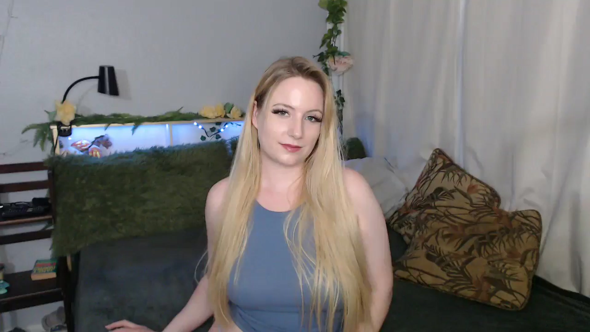 Gallery image thumbnail from Gardengirl69's myfreecams stream on, 03/13/2026, 01:23 image 3 of 20