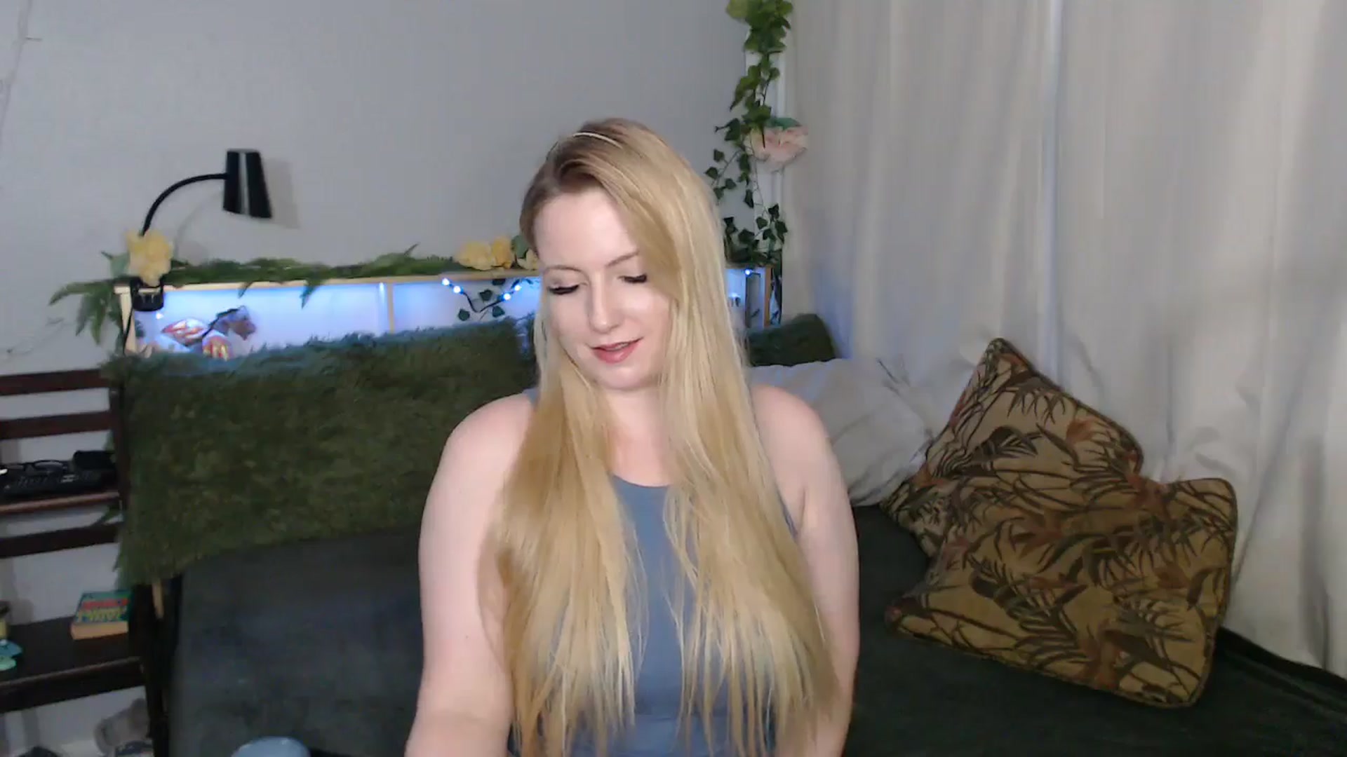 Gallery image thumbnail from Gardengirl69's myfreecams stream on, 03/13/2026, 01:23 image 2 of 20
