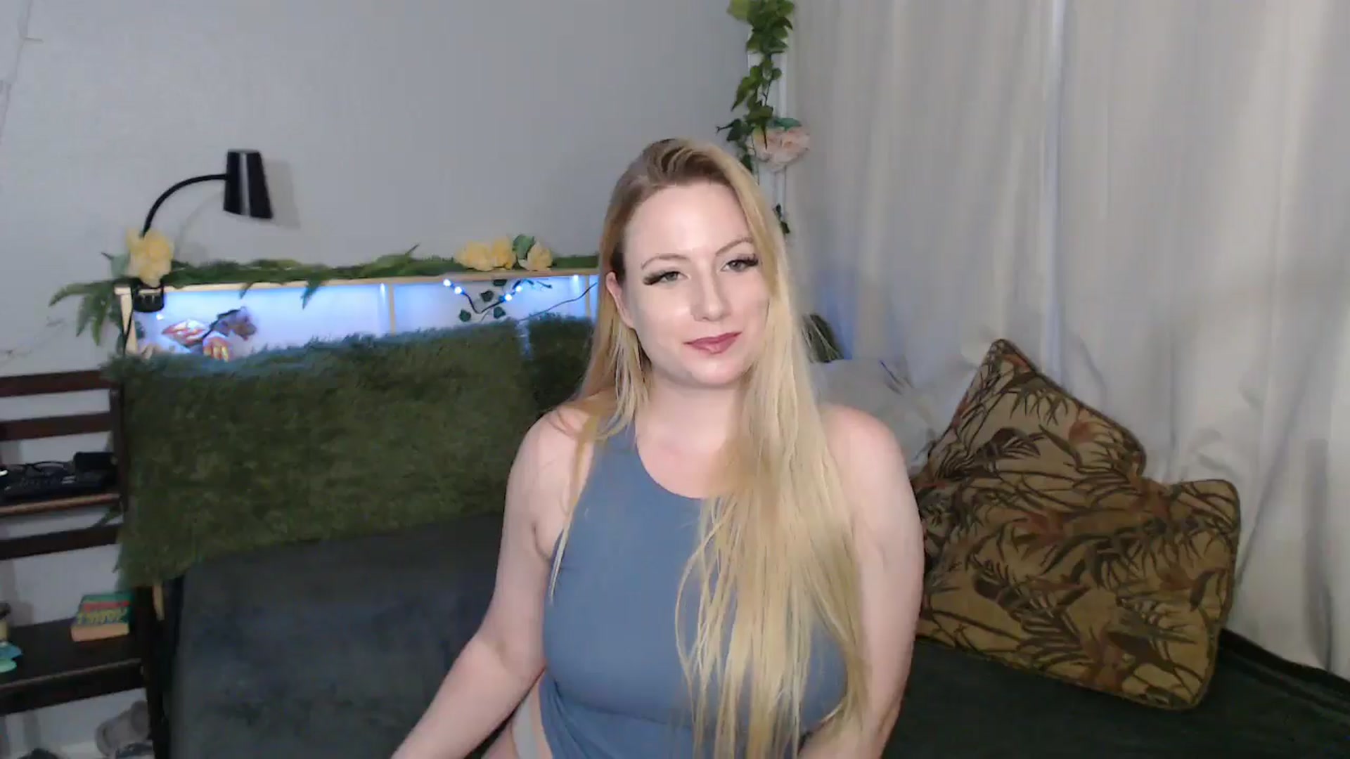 Gallery image thumbnail from Gardengirl69's myfreecams stream on, 03/13/2026, 01:23 image 11 of 20
