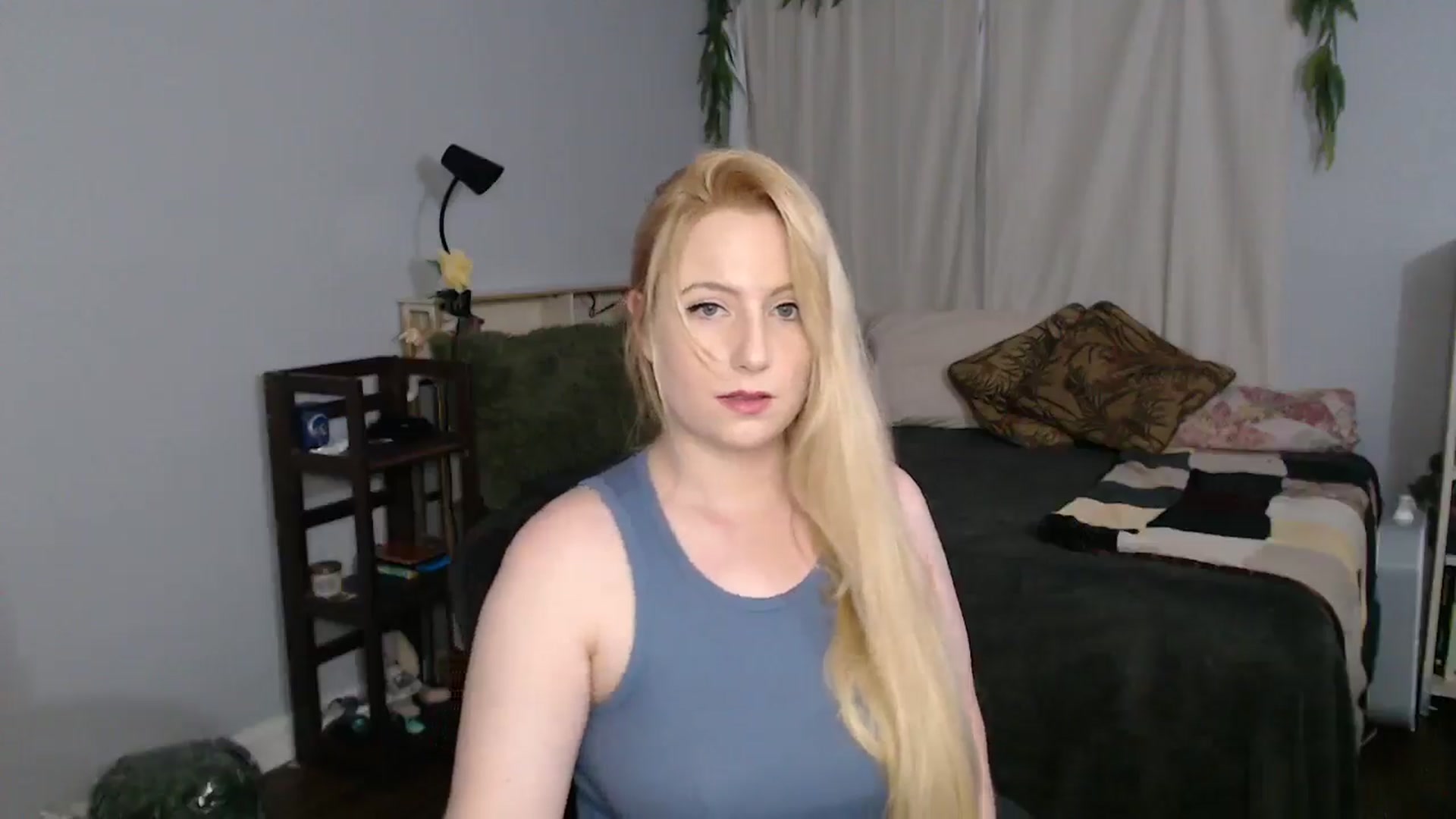 Gallery image thumbnail from Gardengirl69's myfreecams stream on, 03/29/2026, 20:25 image 16 of 20