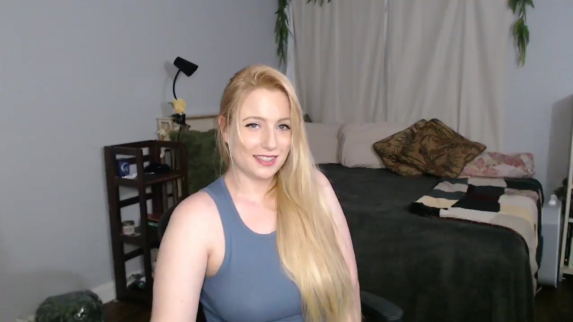 Gallery image thumbnail from Gardengirl69's myfreecams stream on, 03/29/2026, 20:25 image 15 of 20