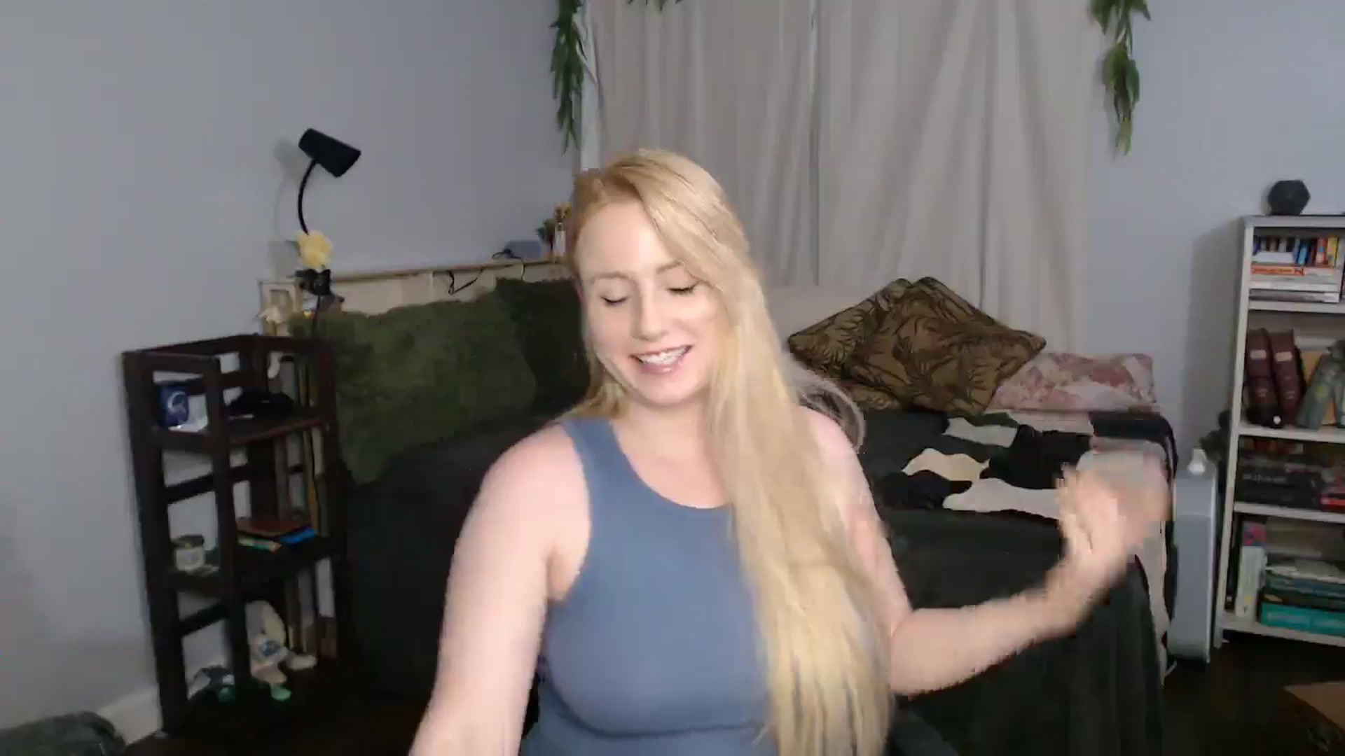 Gallery image thumbnail from Gardengirl69's myfreecams stream on, 03/29/2026, 21:17 image 14 of 20