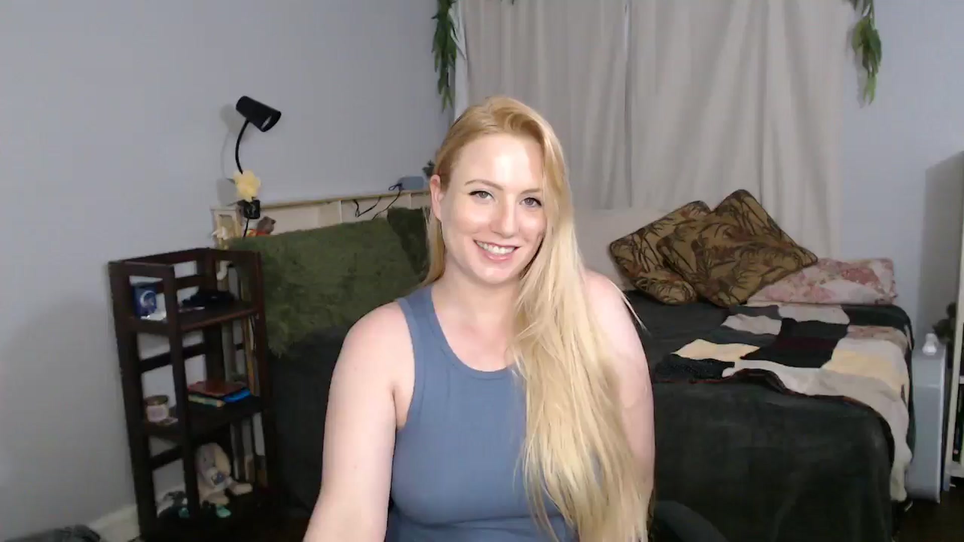 Gallery image thumbnail from Gardengirl69's myfreecams stream on, 03/30/2026, 02:43 image 17 of 20