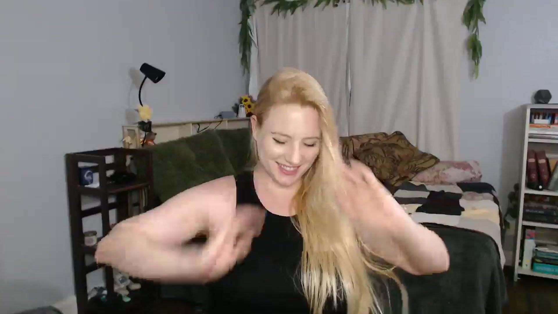 Gallery image thumbnail from Gardengirl69's myfreecams stream on, 03/31/2026, 01:23 image 7 of 20