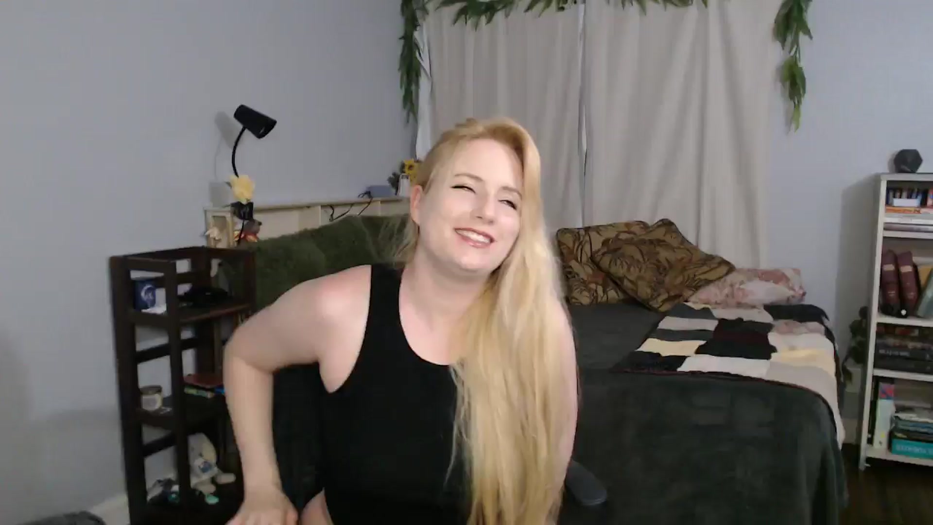 Gallery image thumbnail from Gardengirl69's myfreecams stream on, 03/31/2026, 01:23 image 1 of 20