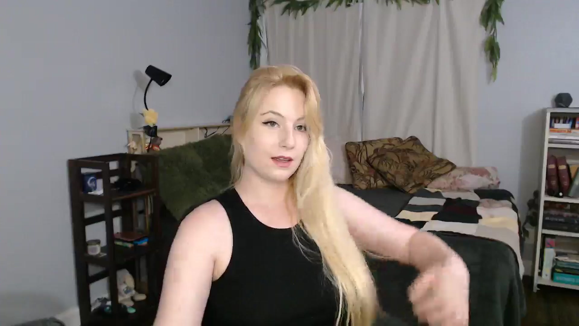 Gallery image thumbnail from Gardengirl69's myfreecams stream on, 03/31/2026, 01:23 image 3 of 20