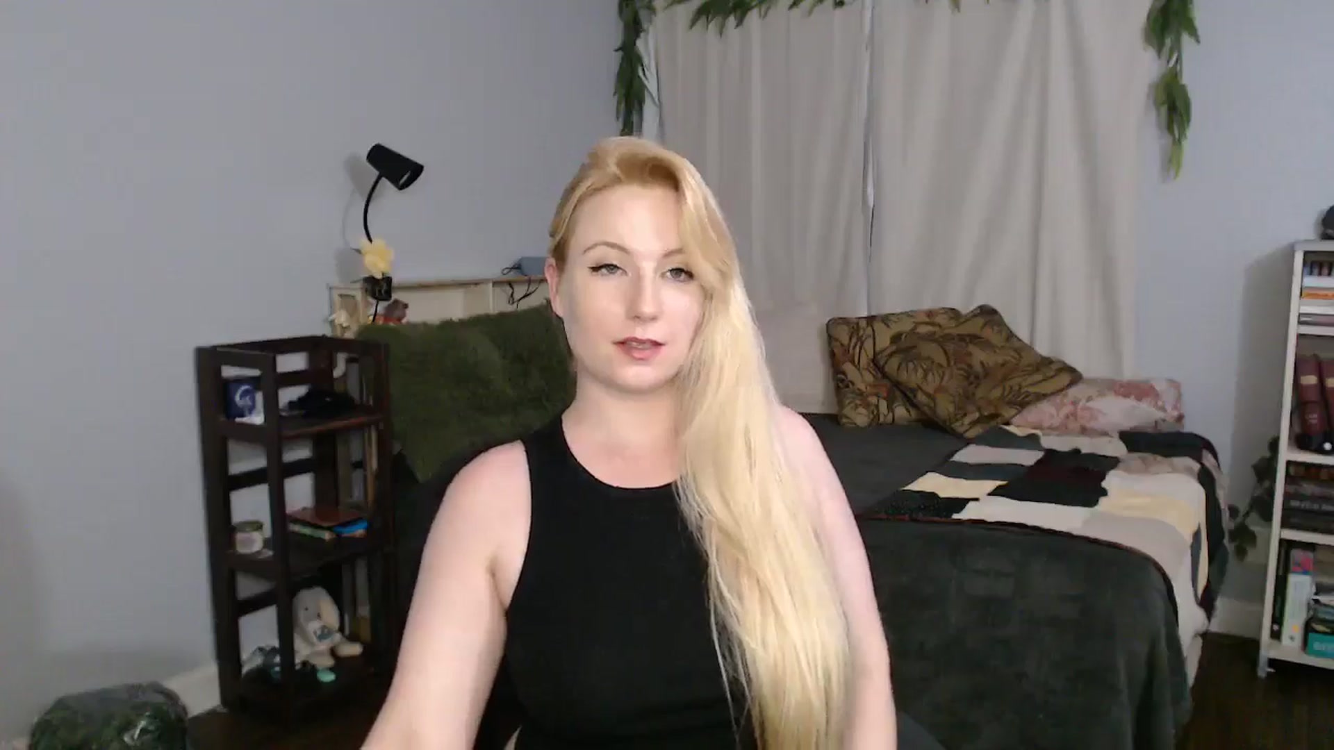 Gallery image thumbnail from Gardengirl69's myfreecams stream on, 03/31/2026, 05:03 image 5 of 20
