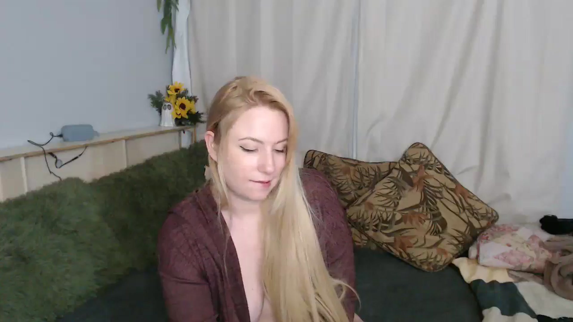 Gallery image thumbnail from Gardengirl69's myfreecams stream on, 04/04/2026, 01:21 image 18 of 20